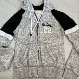 Hollister Zip-up